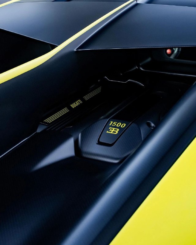 Bugatti Divo (1 из 40) 5