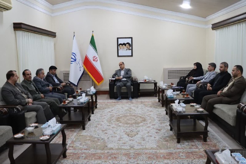 کانال خبری مطبوعات در شهر: 💢 هادی حق‌شناس استاندار گیلان در دیدار با مدیرکل و معاونان آموزش فنی و حرفه‌ای استان؛🔹 توسعه آموزش‌های مهارتی، مسیر ایجا