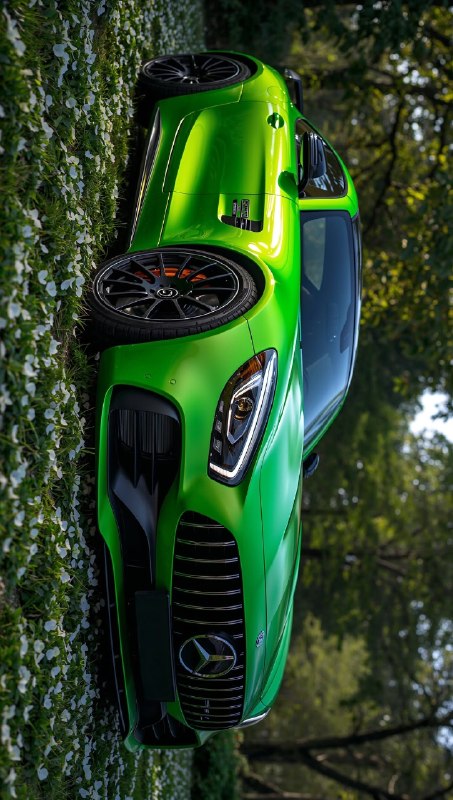 Mercedes-AMG GT 7