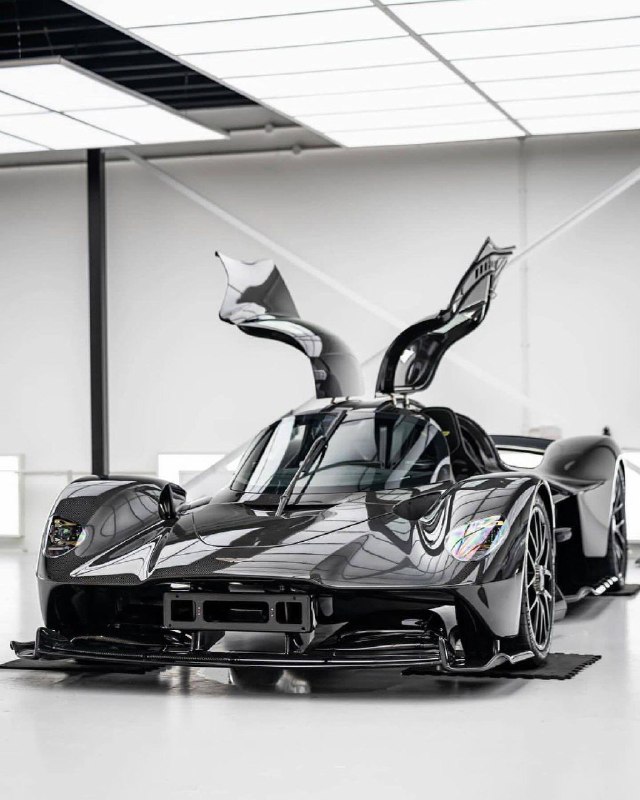 Aston Martin Valkyrie