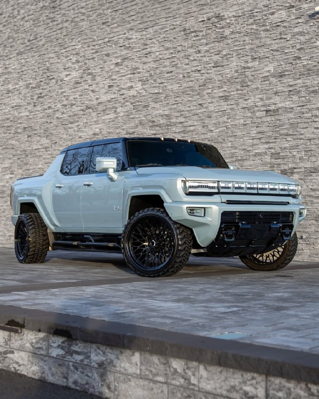 Hummer EV 3X Pickup 7