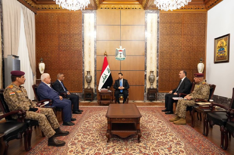 الزيدي يترأس اجتماعاً أمنياً🔻