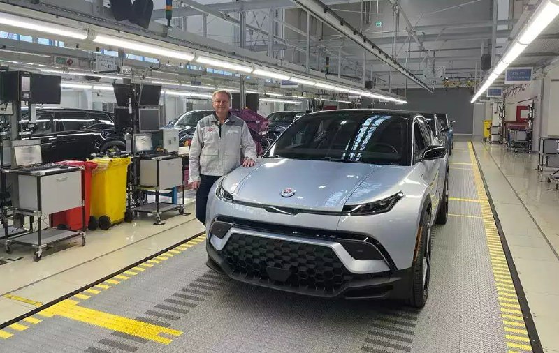 Fisker приостановил производство электровнедорожниковУ компании на счету всего &