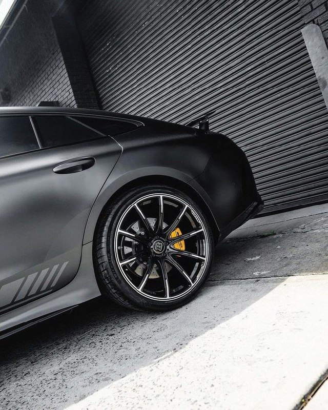 Mercedes benz amg gt 63 s Brabus 4