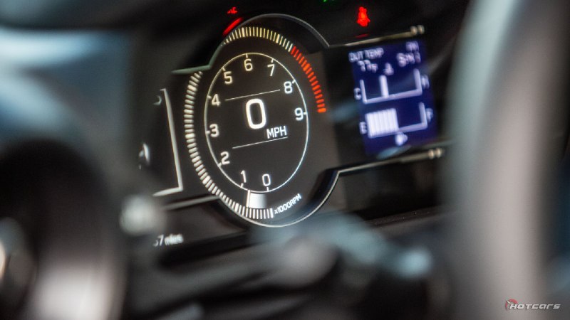 Сегодня мы хотим поговорить о настоящих спортивных автомобилях, которые ещё можн