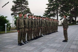 ЕС ввел санкции против детских лагерей «Орленок», «Алые паруса» и «Смена»«Они организуют — в координации с оккупационными властями [захваченных регионов Украины] — программы для украинских детей, в рамках которых те подвергаются пророссийской индоктринации