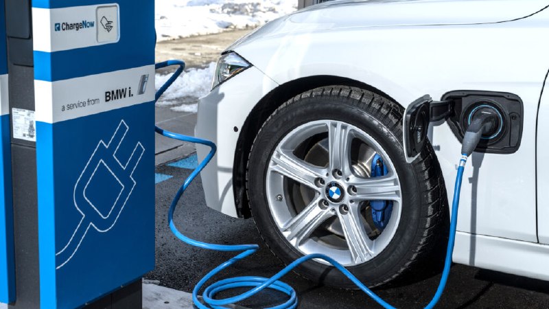 🚗 BMW объявляет: держите гибриды подальше от домаНаша редакция проанализировала