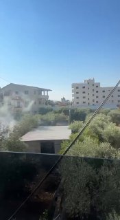 עימותים בין צעירים לכוחות כיבוש ברחוב הראשי של העיירה בית פוריק ממזרח לשכם.