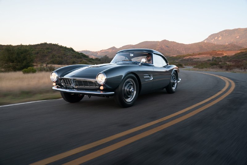 Сегодня в продаже появился настоящий раритет - BMW 507 Roadster Series II 1957 г