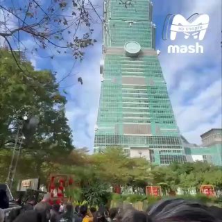 Алекс Хоннольд залез на небоскрёб Taipei 101 высотой 508 метров на Тайване. Подъём занял 1 час 35 минут.Американский альпинист шёл "фри-соло" — без троса, обвязки и любой защиты. Башню затянуло облаками ещё вчера, местами лил дождь. Тогда и планировали вос