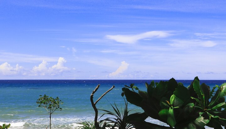 墾丁 大灣 | 浪花激盪的青春奏鳴曲