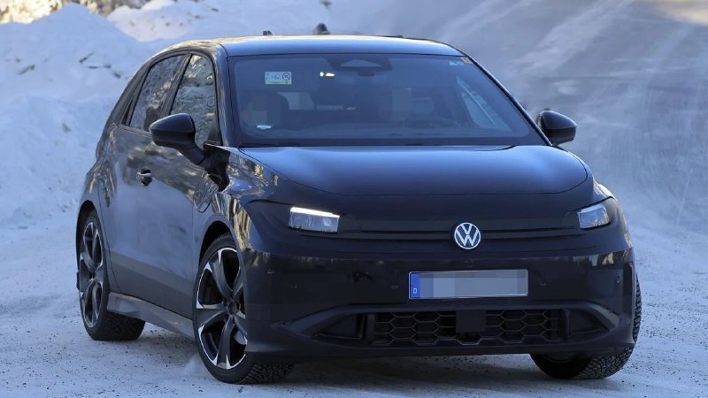 Volkswagen вывел на зимние испытания новый ID. Polo GTI 2