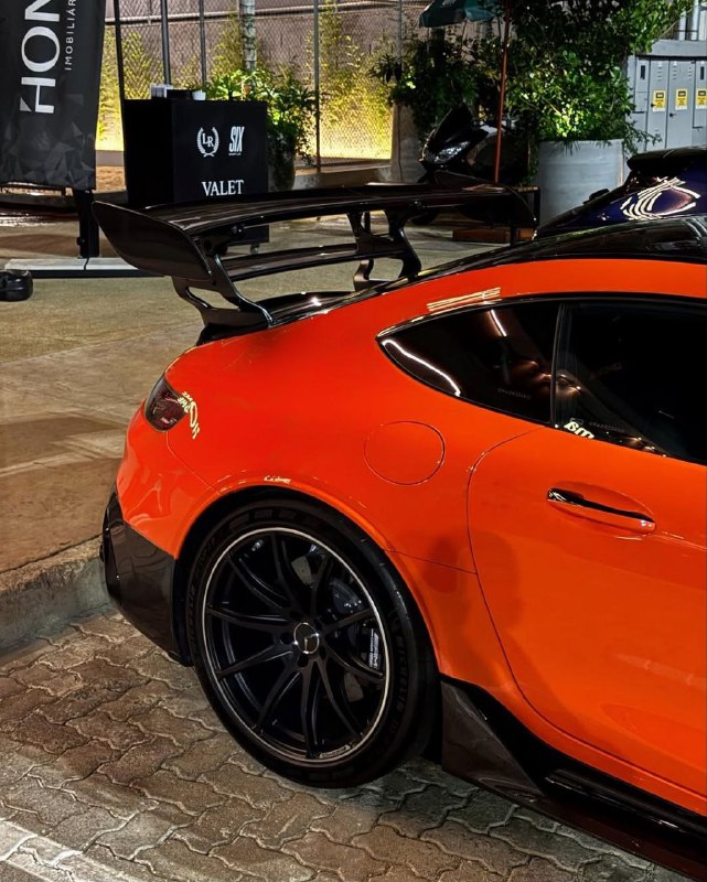 AMG GT Black Series 730 HP V8 BITURBO 7