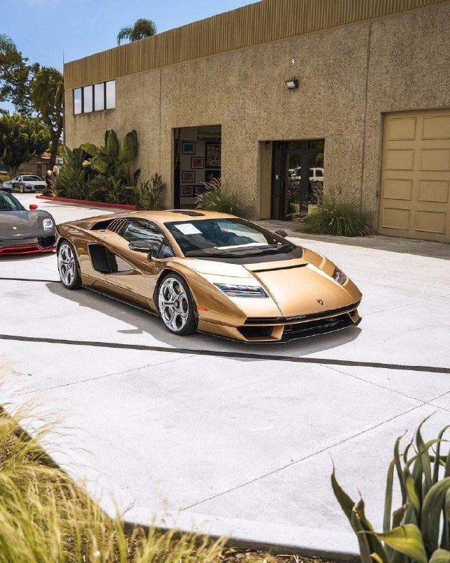 Lamborghini Countach LPI 800-4