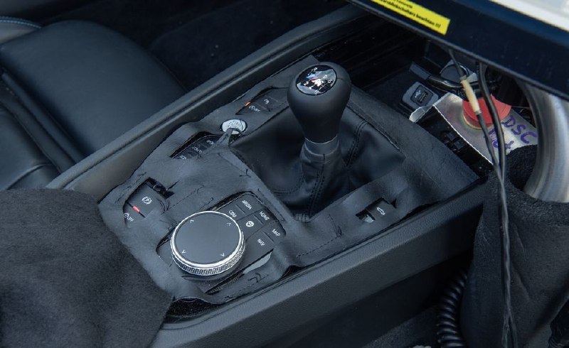 BMW Z4 получит механическую коробку передач 3