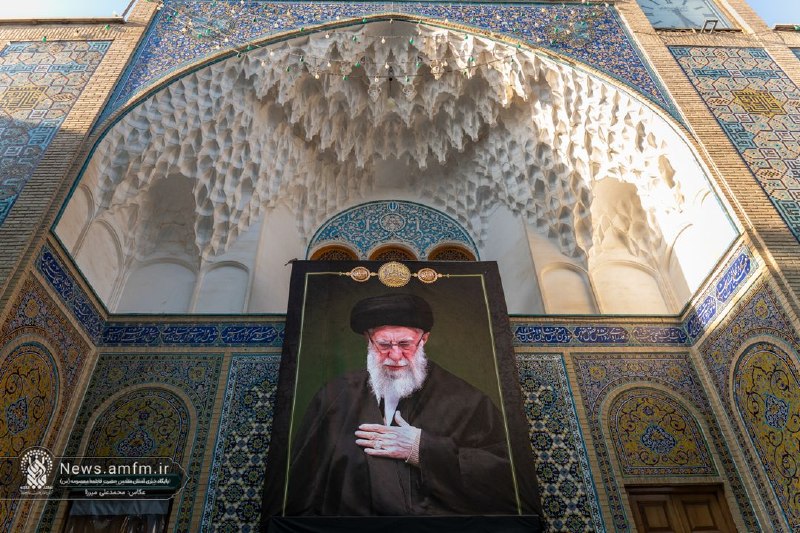 اخبار قم: 📸 حرم بانوی کرامت غرق در یاد و نام رهبر شهید انقلاب شد@FarsQom - Link📸 حرم بانوی کرامت غرق در یاد و نام رهبر شهید انقلاب