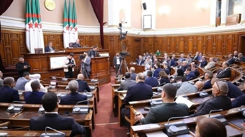 בפעם הראשונה; אישה הפכה לנשיא האסיפה הלאומית של אלג'יריה