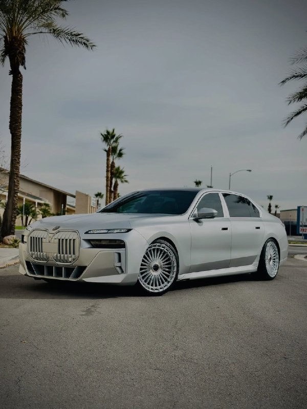 BMW 760 5