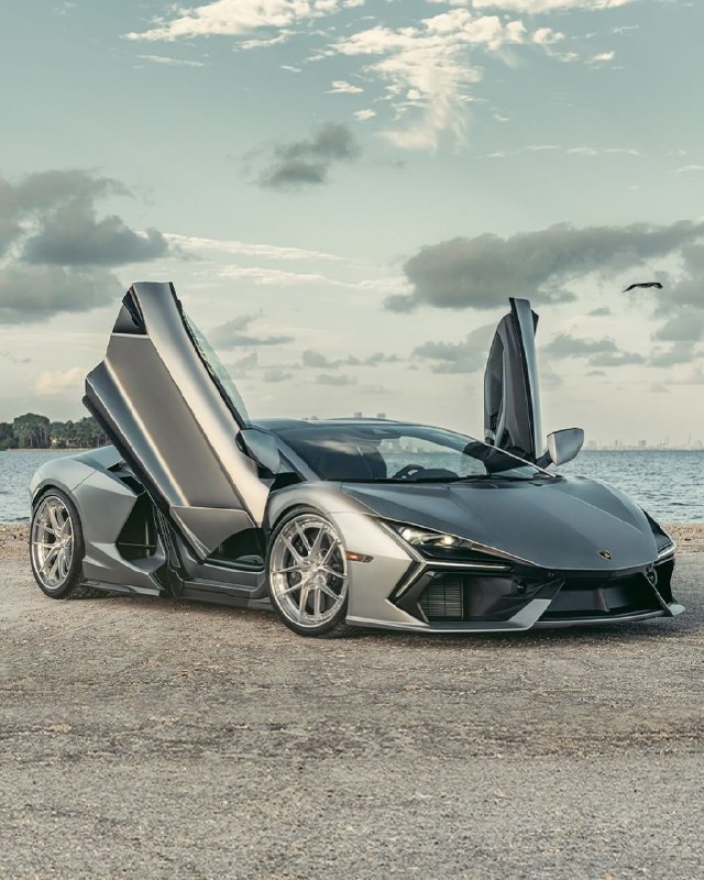 Lamborghini Revueltohttps://t.me/s/sochiautoparts@sochiautoparts#sochiautopartss
