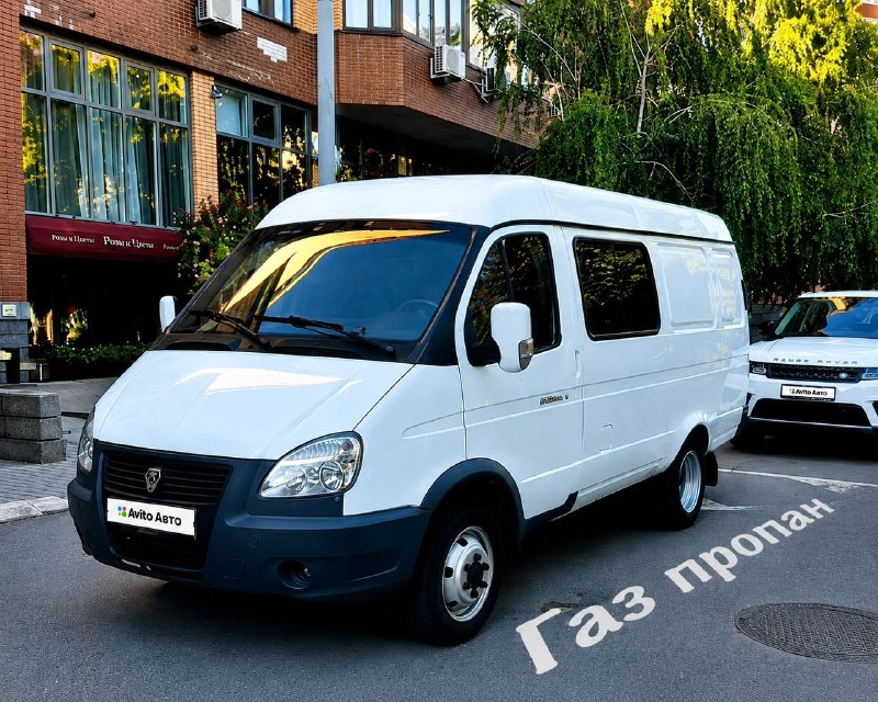 Продаю свою газель. Я собственник по птс.
Газ 2705 2011г. 2.9 л. 38000 км
Подойдёт для своего бизнес... - фотография