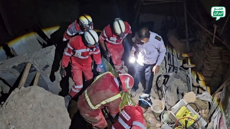 خبر اصفهان: ریزش آوار روی ۳ کارگر در کرجرئیس سازمان آتشنشانی و خدمات ایمنی شهرداری کرج گفت: در جریان تخریب عملیات یک ساختمان در منط