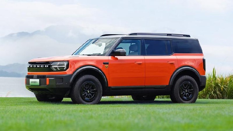 Ford Bronco получил кемпер-пакет с подъёмной крыше...