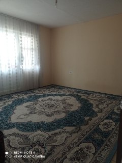 1 xonali kvartira sotiladi