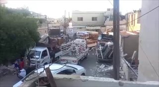 🔴תנועת עקירה מתושבי הכפר אל-מזרעא, שהוא שיעי ברובו, לאחר שכנופיות אל-ג'ולאני הרסו והחריפו את בתיהם בחומס.