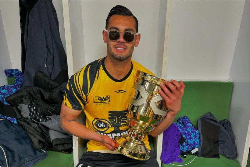 هتریک - مزدک میرزایی: ⚽️نیما میرزازاد گلر دوم سپاهان به صورت قطعی از این باشگاه جدا شد🆔@mazdak_hattrick