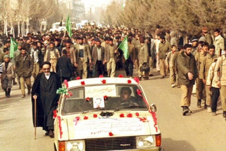 قرار بود یک عمر کنار هم باشند، اما جنگ مهلتشان نداد در آستانه هفته دفاع مقدس، خوب است سراغ زنانی برویم که سهمشان از زندگی مشترک، کوتاهتر از چیزی بوده که فکر میکردیم — مهر (تلگرام)