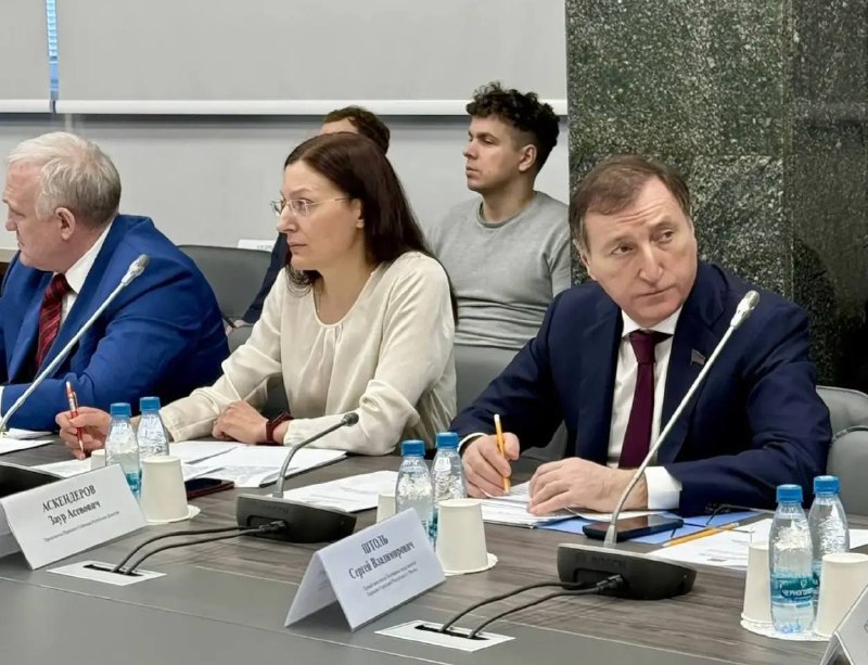 Заур Аскендеров выступил с инициативой о внесении изменений в федеральное законодательство, регулирующее работу гостевых домов. фото