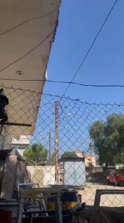 📹רחפן ישראלי מתקרב לאישה צעירה...רגעי פחד וחרדה משהד משקף את חיי היומיום של תושבי הדרום