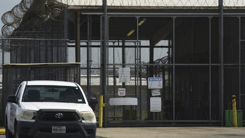 Judge bars deportations of Venezuelans from South Texas under the Alien Enemies Act