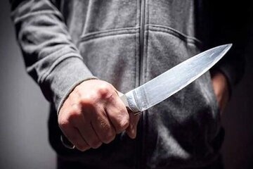 دیده بان ایران: ✅جزییات قمهکشی در اتوبوس بیآرتی وحیدیه🔴راننده زیر ضربات مشت و لگد🔹 درگیری یک جوان قمهبهدست با راننده اتوبوس بیآرتی