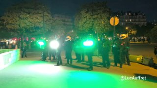 🇧🇪 Inspired by protests in France, Belgians take to the streets — clashes erupt with police in Brussels.