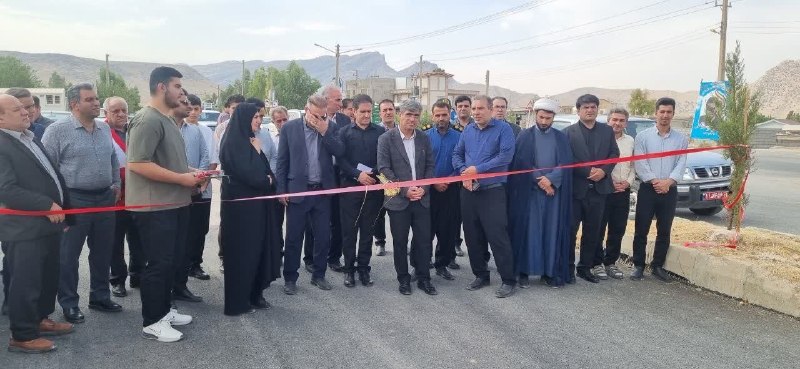 ️️مطلع الفجر گیلانغرب: 📸 افتتاح طرحهای عمرانی بخش دیره گیلانغرب با اعتبار ۱۱ میلیارد تومان🔺 همزمان با هفته دولت، دو طرح عمرانی در بخش دیره شام