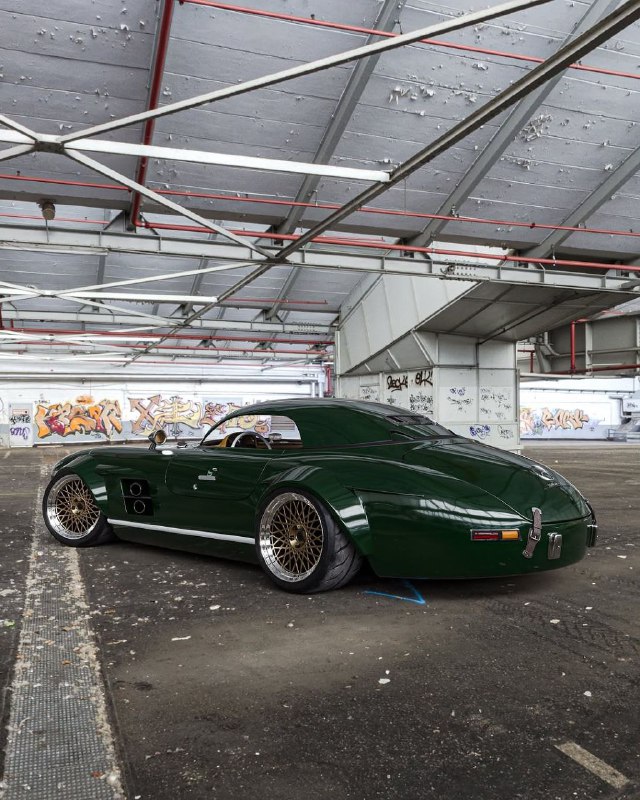 Mercedes Benz 300SL 2