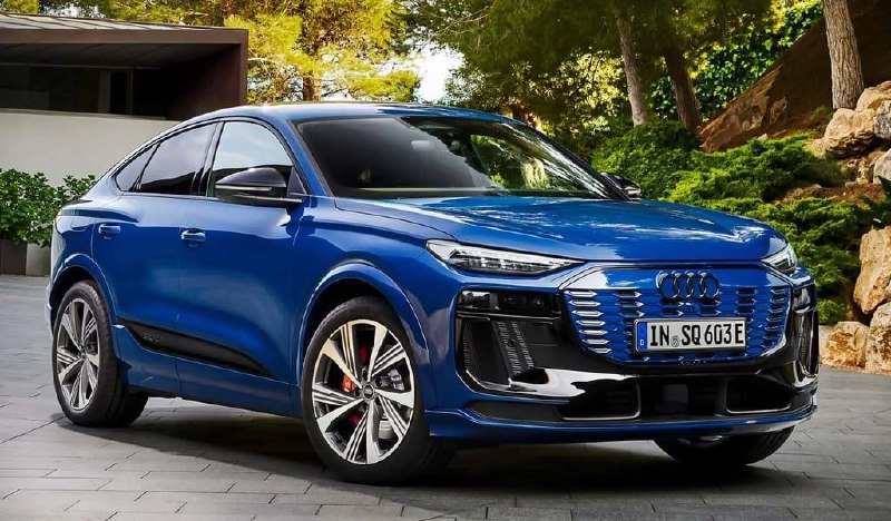Audi представила купеобразный кроссовер Q6 Sportback E-Tron 6
