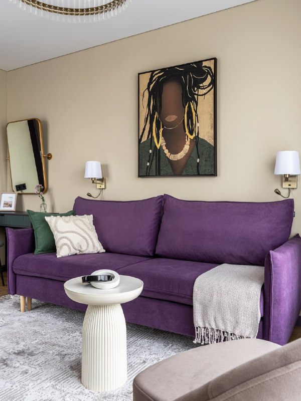 Прекрасная студия. Акцент на небольшой кухне создаёт фартук из плитки-майолики. Модульная система хранения имеет фасады из ЛДСП. Холодильник встрое... - изображение 1 - прекрасная, студия, акцент