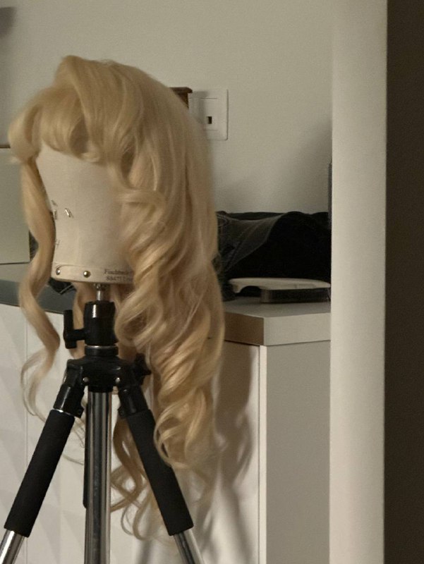 Гуд монинг🌹У меня самолет через несколько часов, а я все шубуршу не своими волосамиГуд монинг🌹У меня самолет через несколько часов, а я все шубуршу не своими волосами