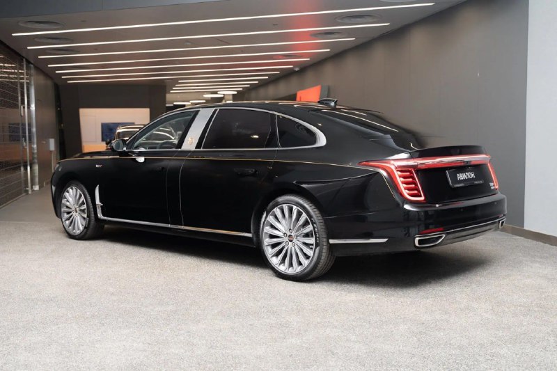 Hongqi официально привезет в Россию роскошный седан H9+ 2