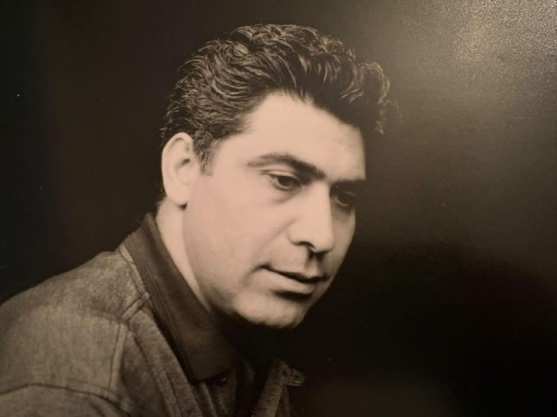✍️ مجله ادبی پیاده رو: 🔹 شعرهایی از کوروش همه خانی را در سایت پیاده رو بخوانید: 👇👇▶️ https://piadero.ir/post/3736جُنگ ادبیات ایران#سال_هجدهم #ش