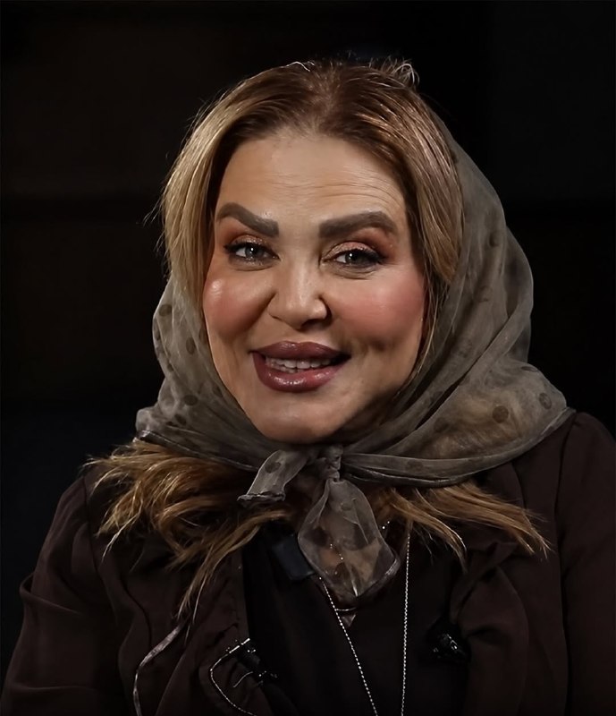 卐سرز؎ﮰنـ آرﮰإﮰﮰ卐: وای این سلبریتی‌های حکومتی چرا هر روز بیشتر از دیروز دارن شبیه میمون میشنهر چی میگذره چهره به ذاتش نزدیک‌تر میشه#حرومزاد