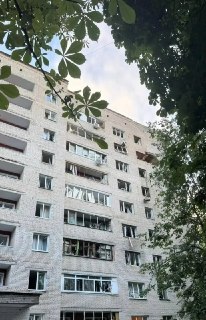 Три человека погибли и ещё пятеро пострадали в результате атаки всушных беспилотников на Московскую область. Наша ПВО сбила над регионом 81 дрон.Беспилотники уничтожены в Одинцово, Наро-Фоминске, Рузе, Раменском, Можайске, Волоколамске, Чехове, Озерах, Ист