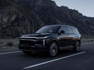 На рынок выходит новая модель UMO — новый гибридный кроссовер UMO 8 от EVM.Одно из преимуществ для владельца — сочетание мощности и более спокойной экономики: у модели 340 л.с. совокупной мощности, но транспортный налог начисляется по 122 л.с.UMO 8 рассчит