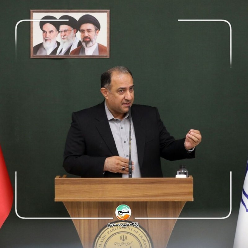 پایگاه خبری تحلیلی دسترنج نیوز: ✅ وضعیت نیروهای شرکتی؛ مطالبه حذف واسطهها و قرارداد مستقیماحمد فاطمی (عضو کمیسیون اجتماعی مجلس):🔸 تبدیل وضعیت نیروهای ش