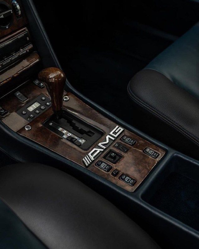 Mercedes-Benz 560 SEC 1986 года выпуска 6