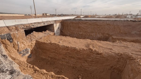 اخبار استان مرکزی: شمارش معکوس برای افتتاح مهم‌ترین پروژه جاده‌ای ساوه🔹فرماندار ویژه شهرستان ساوه از افتتاح تقاطع غیرهمسطح جاده قدیم ساوه–ه