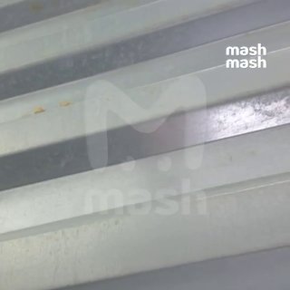 Системы распознавания лиц на московских стройках за 10 млрд рублей дают сбой — не узнают часть мигрантов и пропускают тех, кого должны отсеивать.Примерно каждый десятый рабочий остаётся "невидимкой" для системы, жалуются разработчики. В итоге люди с нормал