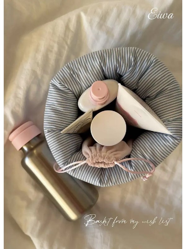 Стоило подумать о морском оформлении, как ВБ тут же заинтересовался, не нужна ли мне подходящая косметичка вот она, прослушка 21 века Ну а пока рас... - изображение 2 - telegram, view, стоило